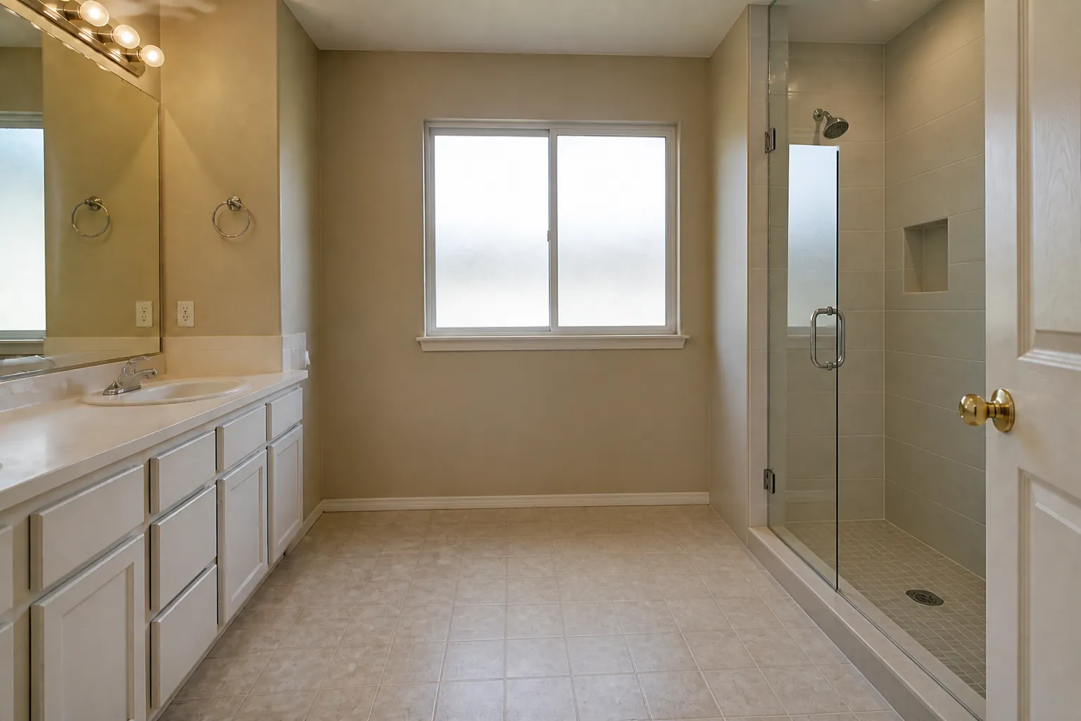 Design inspiration: Nampa Primary Bath Remodel